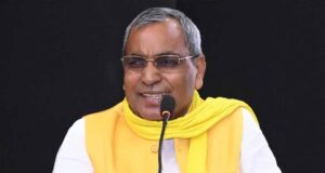 ‘दलित-पिछड़ों को अछूत मानते हैं अखिलेश’, ओमप्रकाश राजभर ने सपा की रथयात्रा पर साधा निशाना
