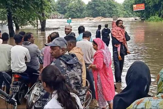 उमरिया-शहडोल में भारी बारिश का कहर, डिंडौरी में बाढ़ जैसे हालात; कई जगह अलर्ट