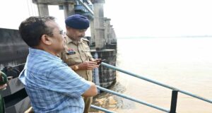 मुख्यमंत्री विष्णु देव साय के निर्देश पर महानदी के तटीय क्षेत्रों में राहत-बचाव के लिए प्रशासन मुस्तैद