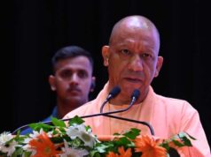 शिक्षक दिवस पर CM योगी ने 81 शिक्षकों को अपने हाथों से किया सम्मानित