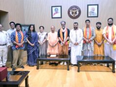 मुख्यमंत्री योगी से मिली ‘हनुमान अंश’ की टीम, गुरु गोरक्षनाथ के प्रसंग पर हुई चर्चा