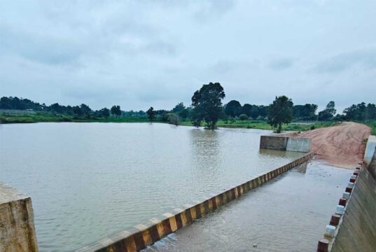 सेवा की कहानी: ग्रामीणों की मांग पर बना सकालो मुरना बांध, जल संकट से मिली राहत और 45 हेक्टेयर खेती को मिला पानी
