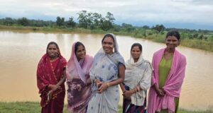 सेवा की कहानी: अमृत सरोवर बना महिलाओं की आजीविका का आधार, मछली पालन से आत्मनिर्भरता की ओर बढ़े कदम