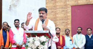 छत्तीसगढ़ प्रदेश लोक कलाकार कल्याण संघ के शपथ ग्रहण समारोह में उप मुख्यमंत्री विजय शर्मा हुए शामिल