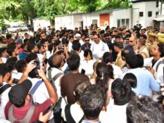 डिप्टी सीएम के आवास पर पहुंचे सैकड़ों फरियादी, त्वरित कार्रवाई से खिले चेहरे
