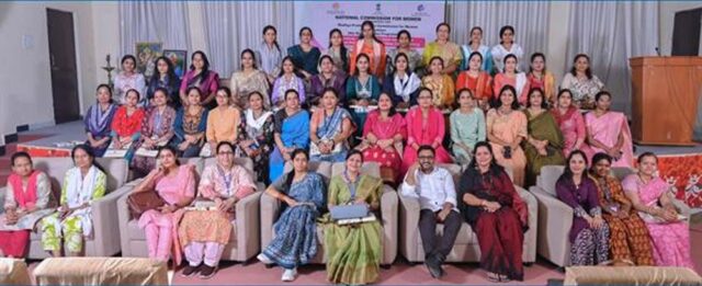 mahila_05-2.jpg