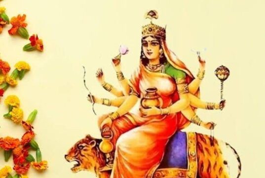नवरात्रि के चौथे दिन मां कूष्मांडा की पूजा, जानें शुभ मुहूर्त, भोग, मंत्र और आरती