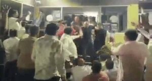 इंदौर में आधी रात हंगामा, भाजपा कार्यकर्ता से मारपीट के बाद TI समेत 7 पुलिसकर्मी सस्पेंड