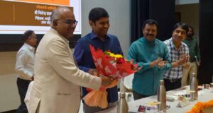 राजस्व, पंचायती राज, आयकर और रक्षा सेवाओं के अनुभवी अब संभालेंगे यूपी की मंडियों की कमान