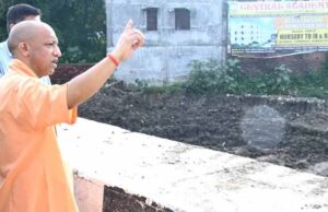 बाढ़ प्रभावित इलाकों में सफाई अभियान तेज, योगी सरकार का जलनिकासी और स्वास्थ्य सुरक्षा पर जोर