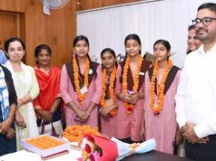 योगी सरकार में मिशन शक्ति से बेटियों को नेतृत्व का अवसर, चार छात्राओं ने संभाली मध्याह्न भोजन प्राधिकरण की कमान