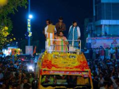 धीरेंद्र शास्त्री का बयान, बोले- गरबा पंडाल में गोमूत्र पिलाकर दें एंट्री; बेटियों को लेकर भी कही बात