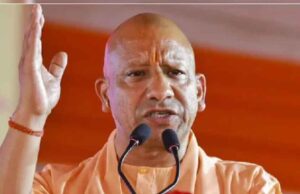 CM योगी की लॉ स्टूडेंट्स को नसीहत, वकील बनकर देश का भविष्य भी संवारें