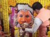 उज्जैन के 40 मंदिरों में मदिरा का भोग, आरती के बाद ढोल-नगाड़ों के साथ निकला दल