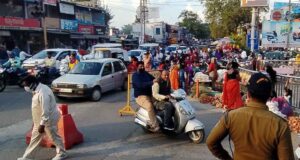 भोपाल में दशहरे पर ट्रैफिक अलर्ट, 18 मैदानों में रावण दहन के चलते बदले रूट