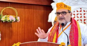 अखिलेश के खिलाफ मंत्रियों ने खोला मोर्चा, चौधरी भूपेंद्र सिंह और राजभर ने गिनाए पुराने कारनामे