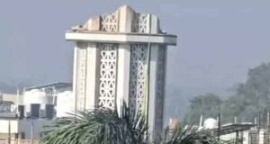 उज्जैन में शाही मस्जिद की मीनार का हिस्सा गिरा, छत भी डैमेज; मरम्मत शुरू