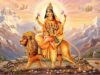 नवरात्रि के पांचवें दिन करें मां स्कंदमाता की पूजा, संतान सुख और समृद्धि के लिए पढ़ें आरती