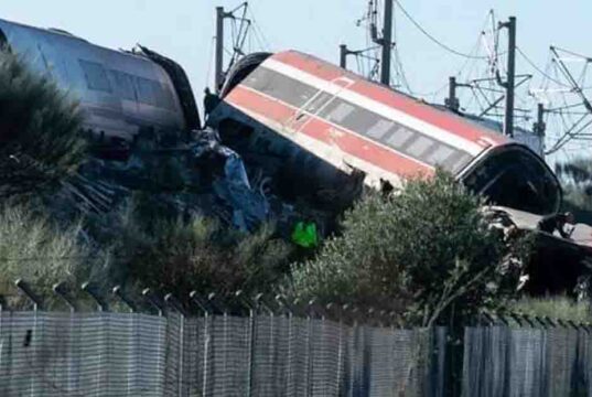 स्पेन में भीषण रेल हादसा, दो हाई-स्पीड ट्रेनों की टक्कर में 39 लोगों की मौत