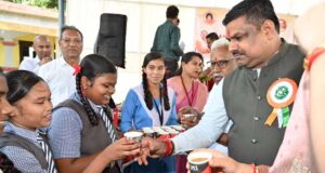 शिक्षा मंत्री गजेन्द्र यादव ने स्कूलों में साईंश्योर न्यूट्रिशन पायलट प्रोजेक्ट का किया शुभारंभ
