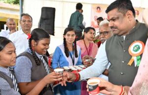 शिक्षा मंत्री गजेन्द्र यादव ने स्कूलों में साईंश्योर न्यूट्रिशन पायलट प्रोजेक्ट का किया शुभारंभ