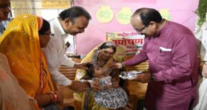 बच्चों के अंदर अपना बचपना ढूंढता हूं -उप मुख्यमंत्री