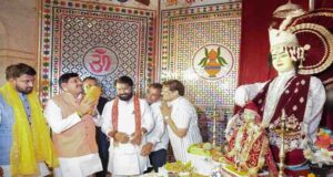 सीएम मोहन यादव ने उज्जैन में गुरु महाराज टेकचंद जी के 215वें समाधि पर्व पर किए दर्शन, धर्मस्थल के लिए ₹1 करोड़ देने की घोषणा