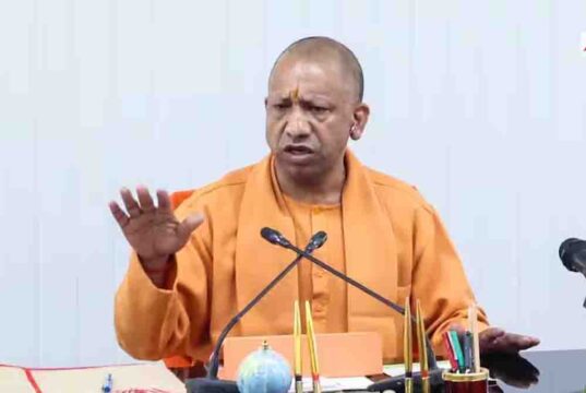 चक्रवात ‘अर्णब’ को लेकर यूपी में अलर्ट, राहत-बचाव की तैयारियों में जुटी योगी सरकार
