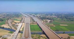 योगी सरकार ने बदली यूपी की जर्जर जल संरचनाओं की तस्वीर, सिंचाई और बाढ़ नियंत्रण को मिली नई ताकत