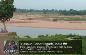 चालू है न्यायधानी में अवैध रेत खनन का कारोबार! नदी में दिनदहाड़े चल रहे ट्रैक्टर, प्रशासन की निगरानी पर उठे सवाल