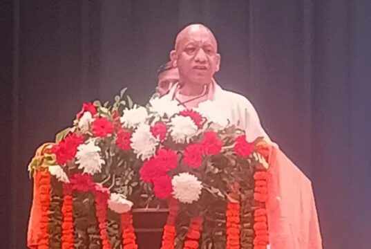 योगी आदित्यनाथ का कांग्रेस पर हमला, बोले- अराजकता नहीं छोड़ी तो बचा-खुचा राजनीतिक अस्तित्व भी खत्म होगा