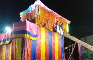 फूल रथ की परिक्रमा से जीवंत हुई बस्तर दशहरा की सदियों पुरानी परंपरा