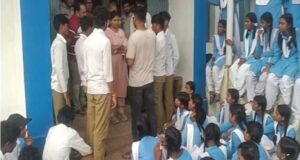 Bilaspur News: छात्राओं के प्रदर्शन के बाद बड़ी कार्रवाई, प्राचार्य समेत 2 व्याख्याता हटाए गए