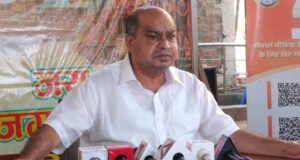 वोट चोरी के आरोपों पर कांग्रेस का बूथ अभियान, भाजपा विधायक का तंज