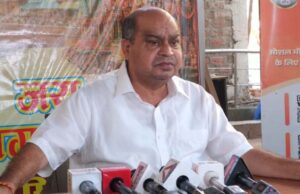 वोट चोरी के आरोपों पर कांग्रेस का बूथ अभियान, भाजपा विधायक का तंज