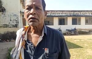 नशे में स्कूल पहुंचा शिक्षक, 10 महीने से वेतन नहीं मिला तो ‘मोदी’ को ठहराया जिम्मेदार