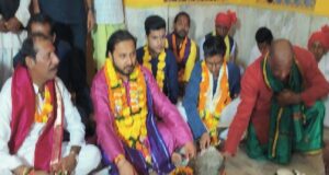बस्तर दशहरा में निभाई गई निशा जात्रा की परंपरागत रस्म