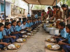 Bilaspur के स्कूलों में संयुक्त संचालक का औचक निरीक्षण, मध्यान्ह भोजन में मिली गड़बड़ी