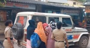 धमतरी में पुलिस की बड़ी कार्रवाई, छापेमारी में सेक्स रैकेट से जुड़े 18 युवक-युवतियां पकड़े गए