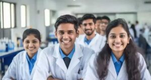 एमपी में MBBS की 62 सीटों पर 13,876 दावेदार, डॉक्टर बनने के लिए कड़ी टक्कर; भोपाल में एक सीट पर 944 की होड़