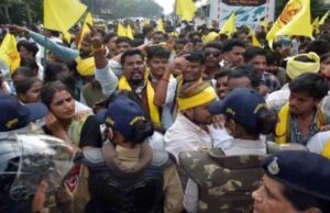 जयस प्रदर्शन के दौरान प्रधान आरक्षक को मारा थप्पड़, टीटीनगर में हंगामे के बाद मामला गरमाया