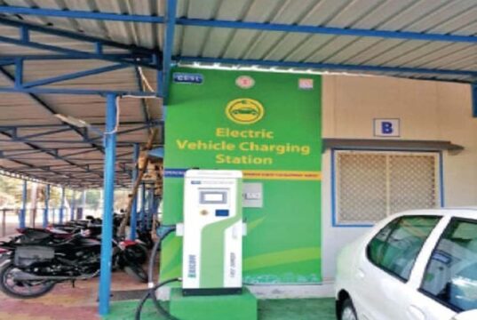 MP में 2 लाख इलेक्ट्रिक वाहन, लेकिन चार्जिंग स्टेशन सिर्फ 1,780; लोकेशन ऐप भी नहीं