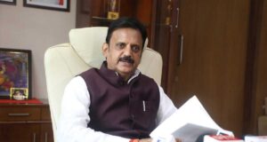 27 जिला चिकित्सालयों में आवश्यकतानुसार नवीन पदों के सृजन की कार्यवाही समय-सीमा में करें पूर्ण: उप मुख्यमंत्री शुक्ल