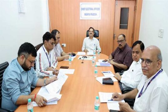 फार्म 6 के साथ नहीं लिया जाएगा घोषणा पत्र : मुख्य निर्वाचन पदाधिकारी मप्र संजीव कुमार झा