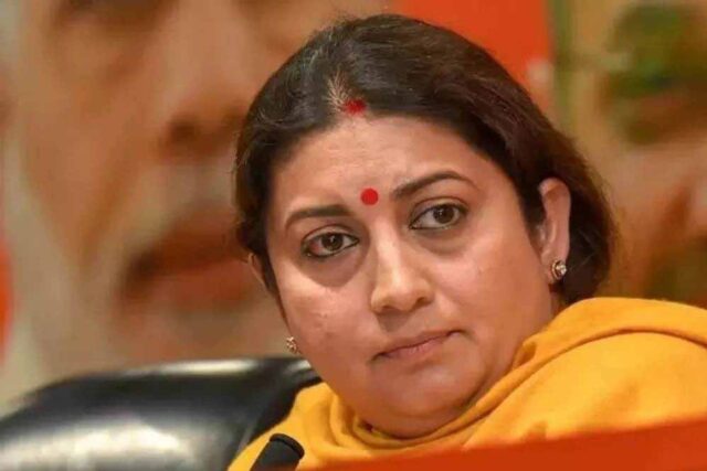 Smriti_Irani_24_3.jpg