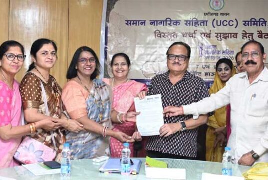 लिव-इन के पंजीयन, पैतृक संपत्ति में बराबरी और भरण-पोषण पर एक समान कानून की मांग