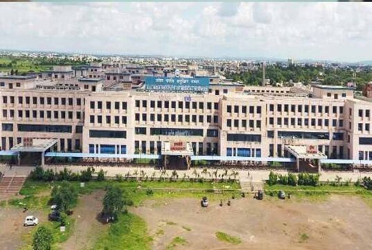 AIIMS भोपाल में 8 घंटे की जटिल बॉटम सर्जरी सफल, ट्रांसजेंडर महिला को मिली नई पहचान