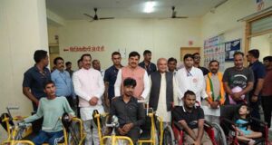 मुख्यमंत्री डॉ. यादव ने मुरैना जिला दिव्यांगजन पुनर्वास केंद्र का किया निरीक्षण