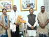 मुख्यमंत्री विष्णु देव साय से एशियन गेम्स के कांस्य पदक विजेता एथलीट अनिमेष कुजूर ने की सौजन्य मुलाकात
