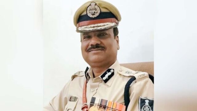 makwana2.jpg